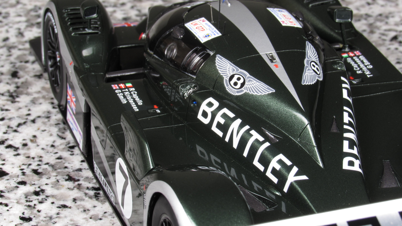 Illustration for article titled Bentley Speed 8